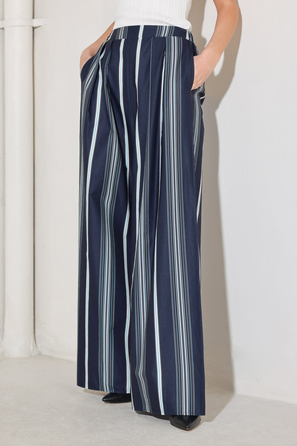 CHLOE STRIPE WOVEN PANTS